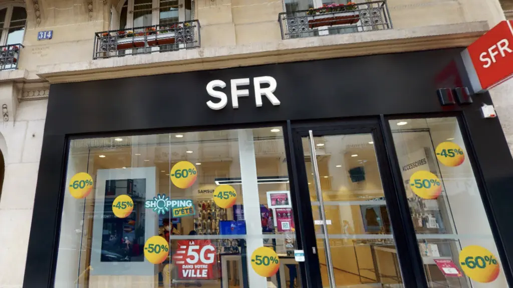 SFR mobile store in Paris